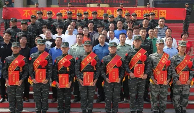 登封市嵩山少林武校