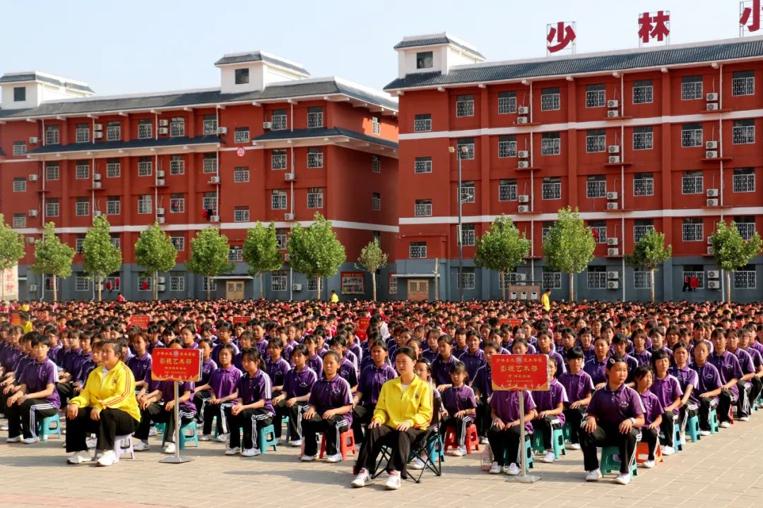 少林小龙武校举行纪念五四青年节演讲比赛