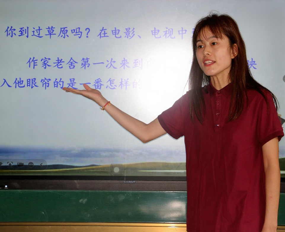 青春献教坛 严爱伴成长——记少林小龙武校小学部教师王文文