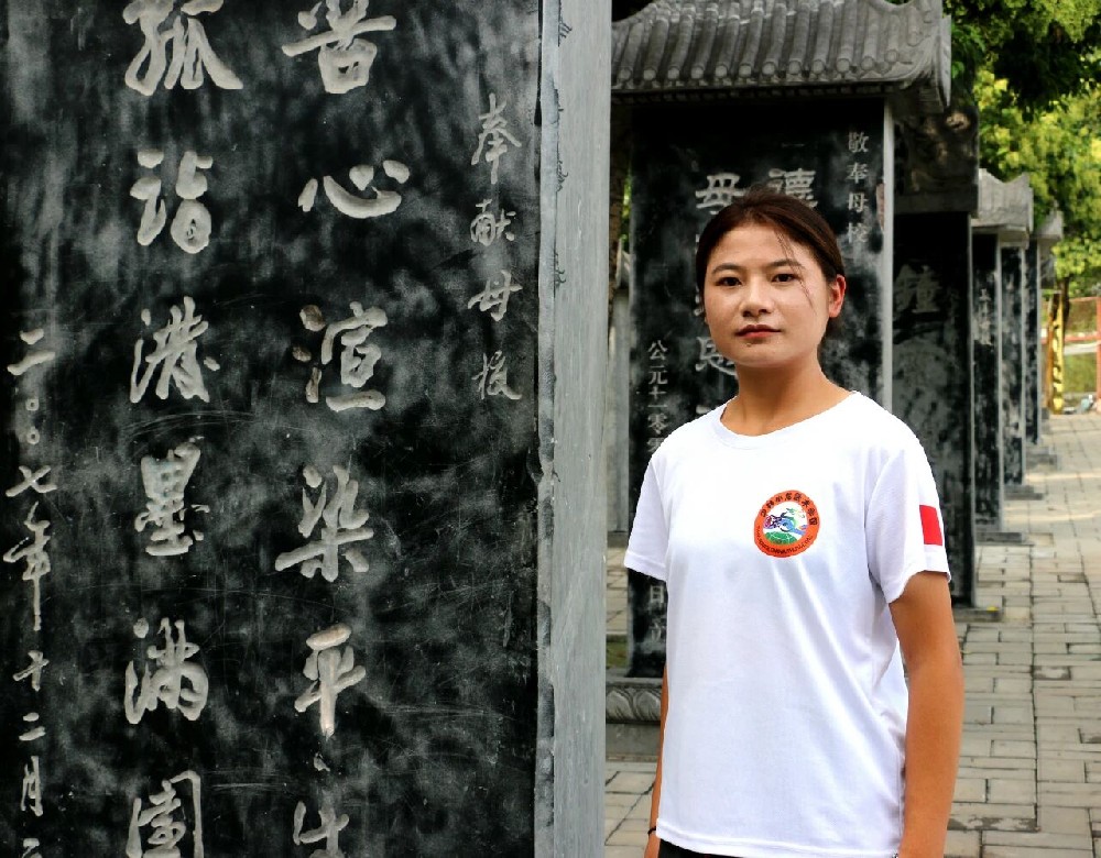 天天执教传武韵 丹心护佑少年程——记少林小龙武校影视艺术部教练张天天