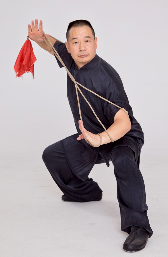 《郑州日报》特别栏目“功夫郑州奇遇记”系列报道：“少林软兵之王” 用一生诠释一份热爱！