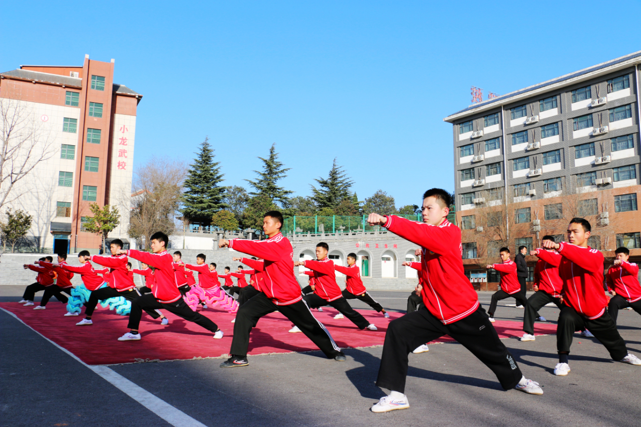 少林小龙武校