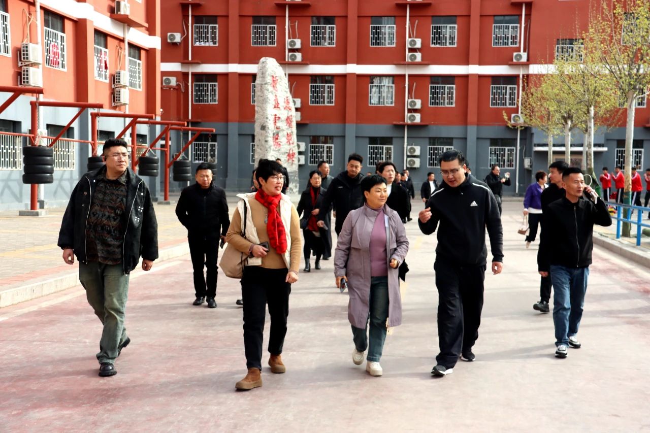 少林小龙文武学校