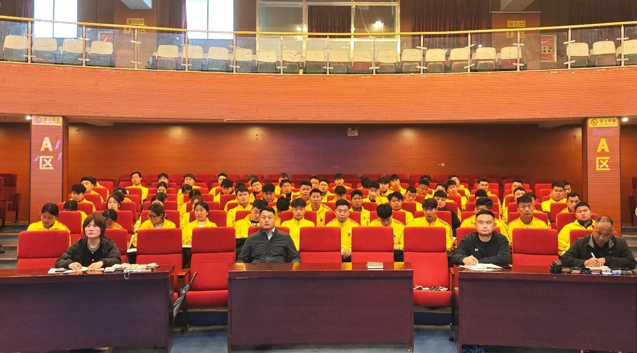 河南少林小龙武校