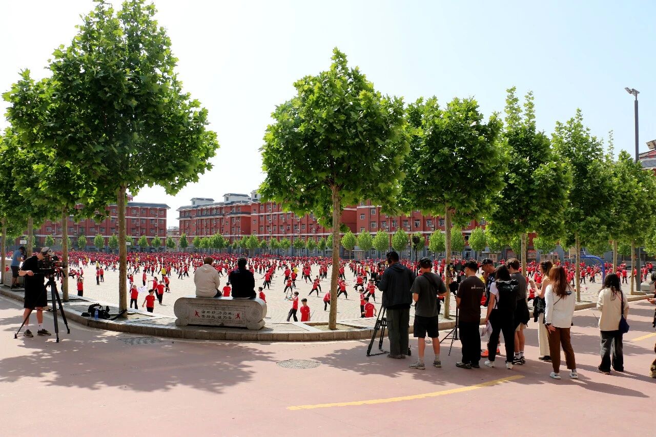 河南少林小龙武校