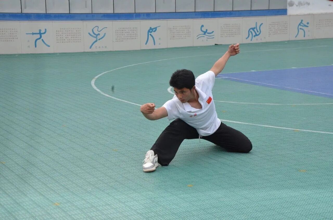 河南少林小龙武校