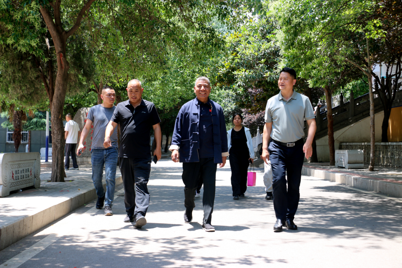 嵩山少林小龙武校