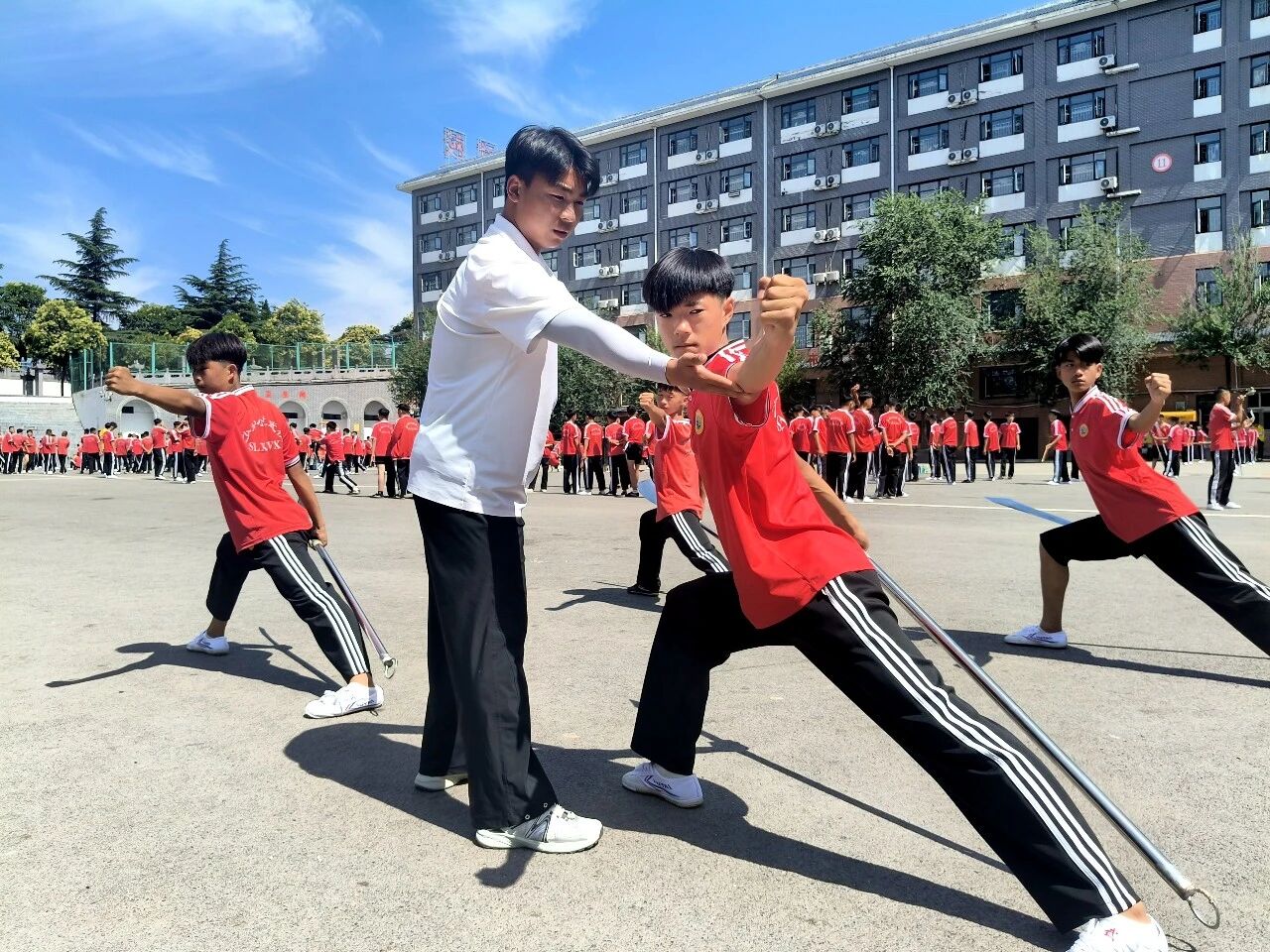 少林小龙武校