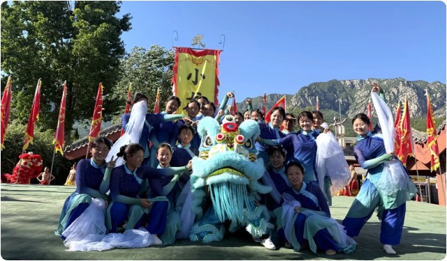 河南少林小龙武校